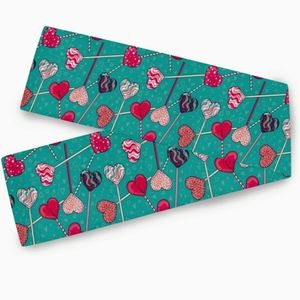 HEART SHAPE LOLLIPOP CANDY VALENTINE'S DAY TABLE RUNNER - 90"